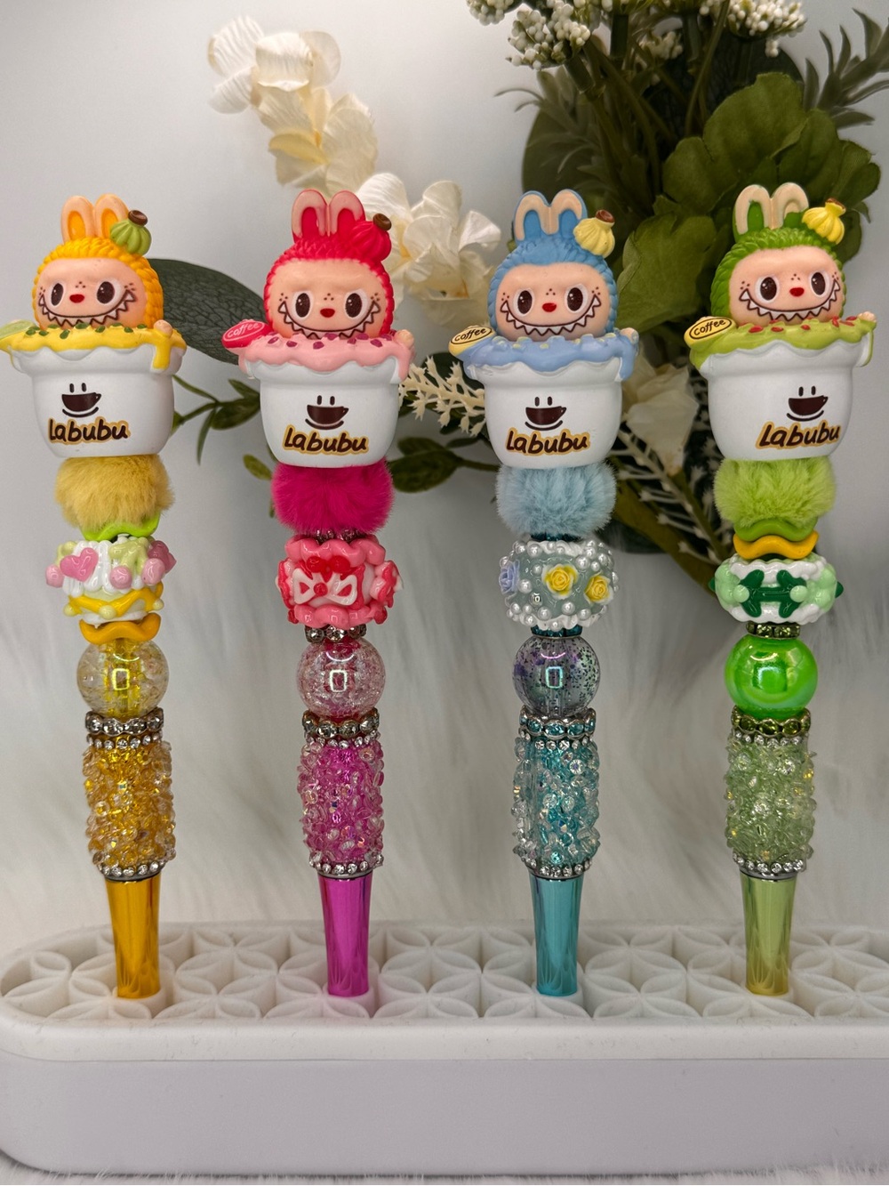 HANDMADE CHARACTER PEN BUNDLE